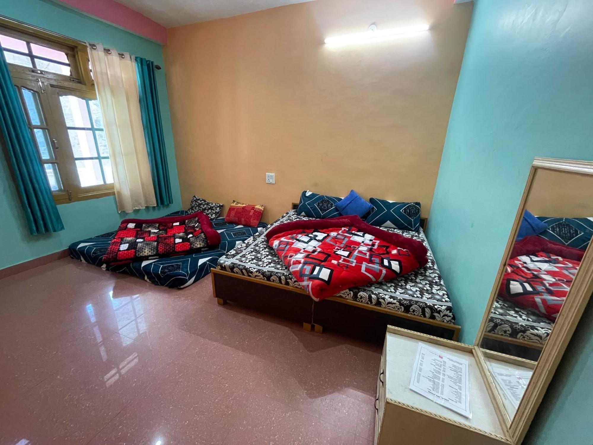 Chojh Inn Guest House Kasol Dış mekan fotoğraf