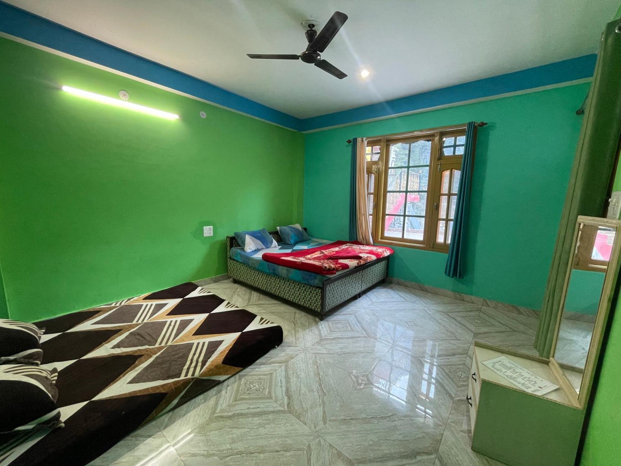 Chojh Inn Guest House Kasol Dış mekan fotoğraf