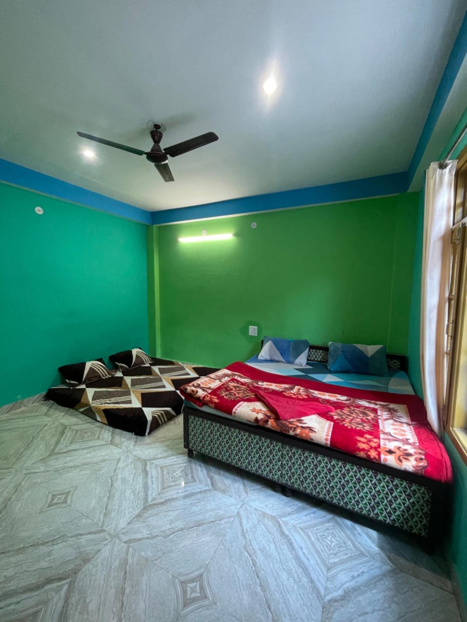 Chojh Inn Guest House Kasol Dış mekan fotoğraf