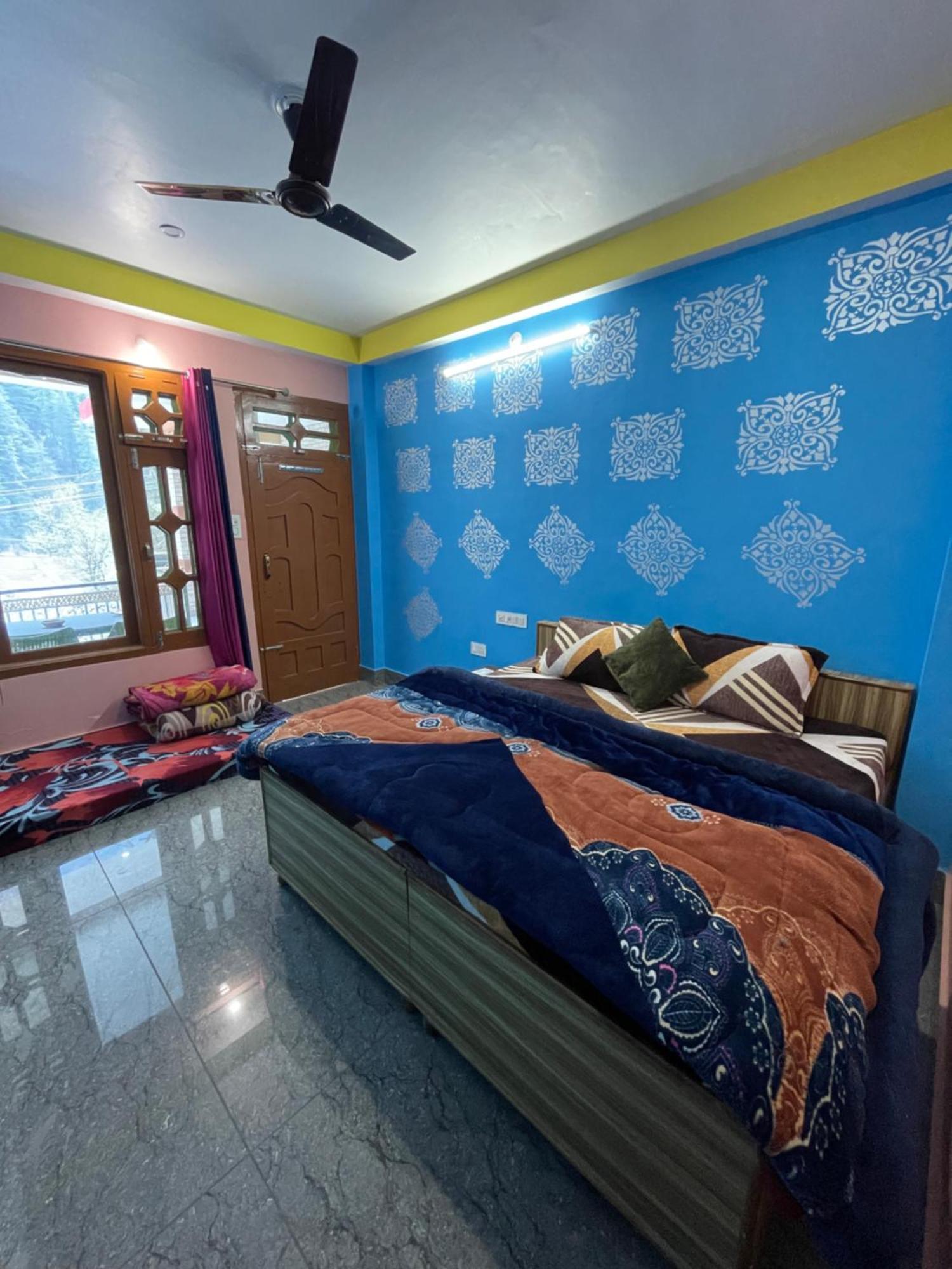 Chojh Inn Guest House Kasol Dış mekan fotoğraf