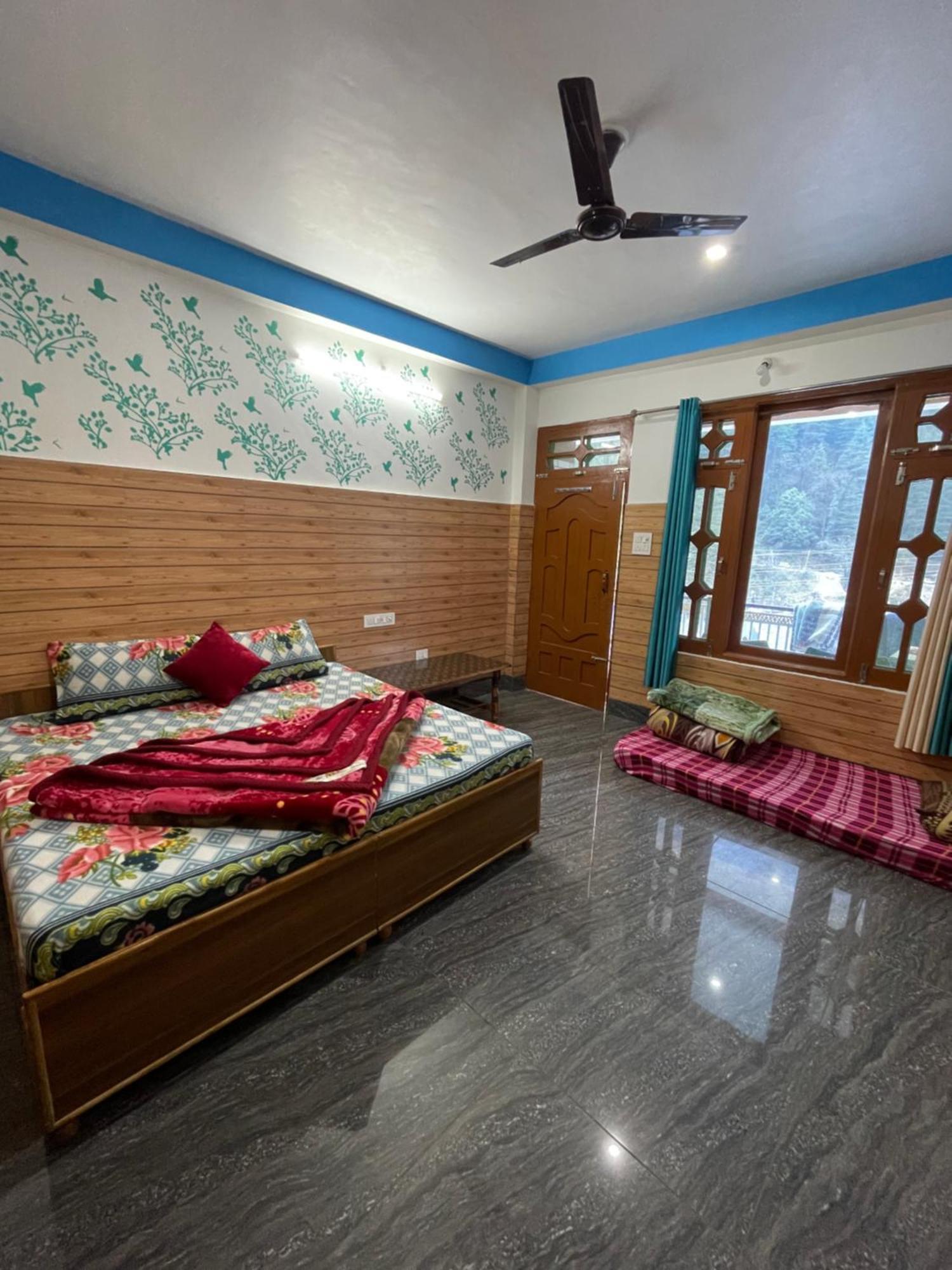 Chojh Inn Guest House Kasol Dış mekan fotoğraf