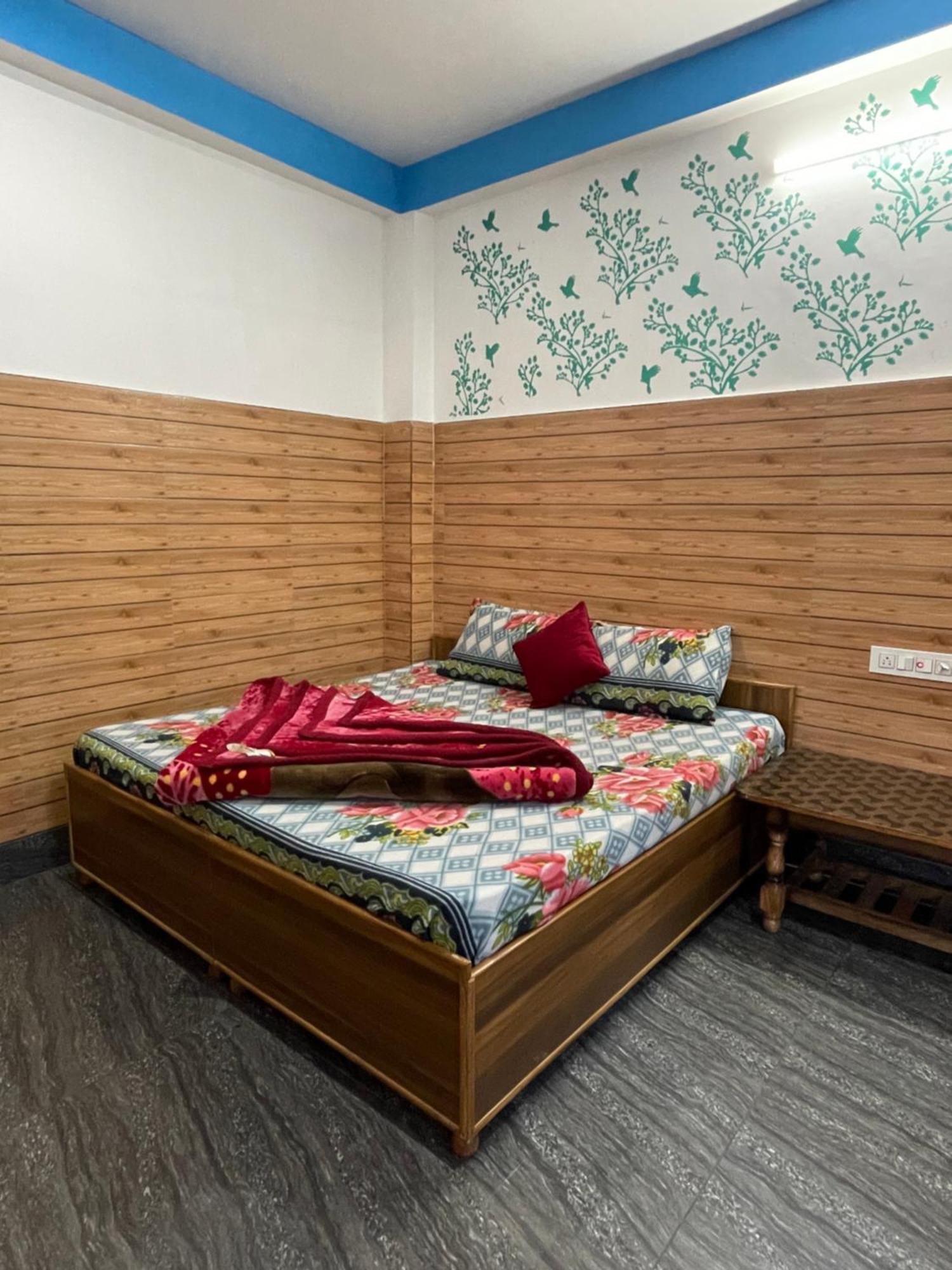 Chojh Inn Guest House Kasol Dış mekan fotoğraf