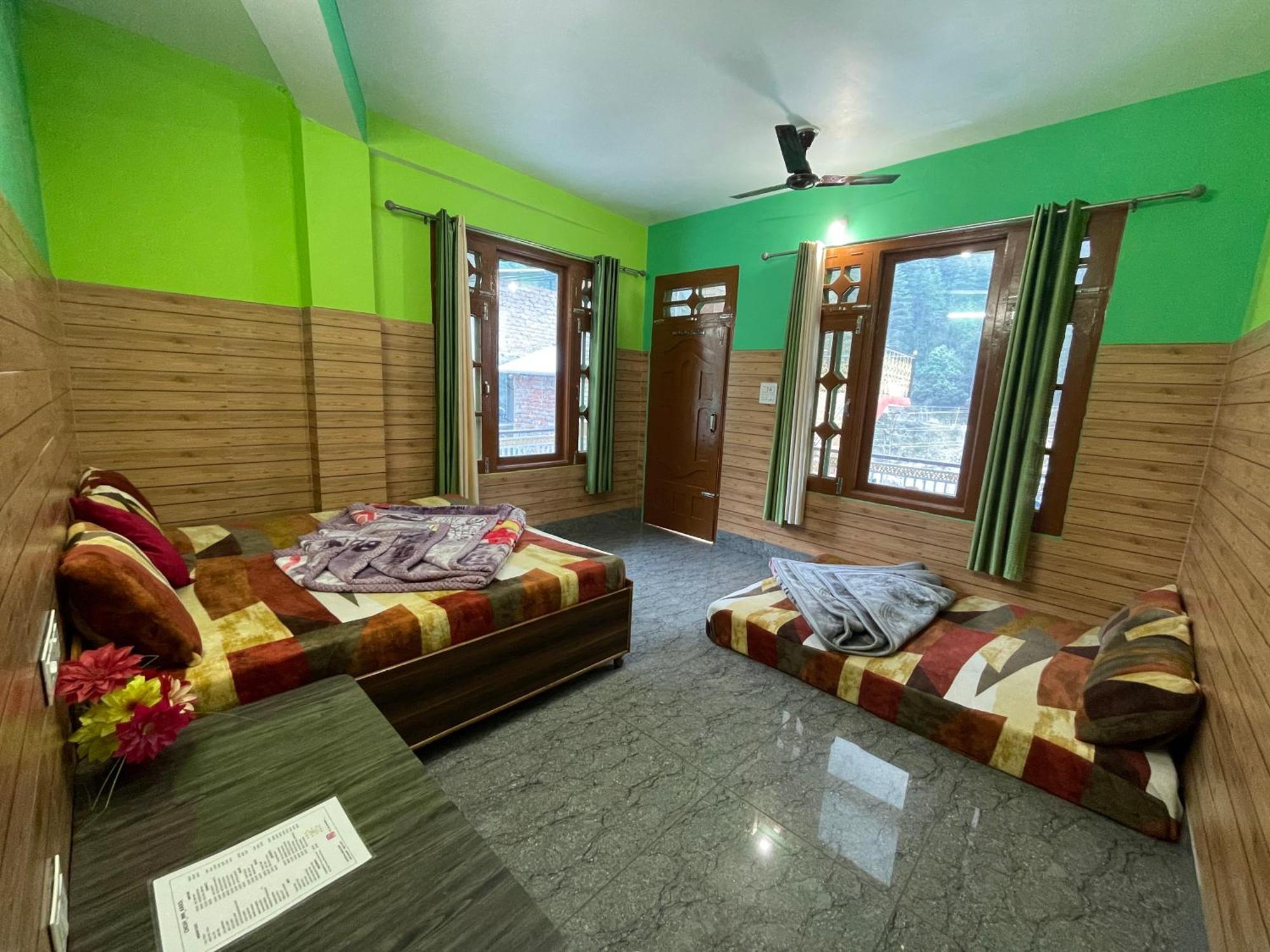 Chojh Inn Guest House Kasol Dış mekan fotoğraf