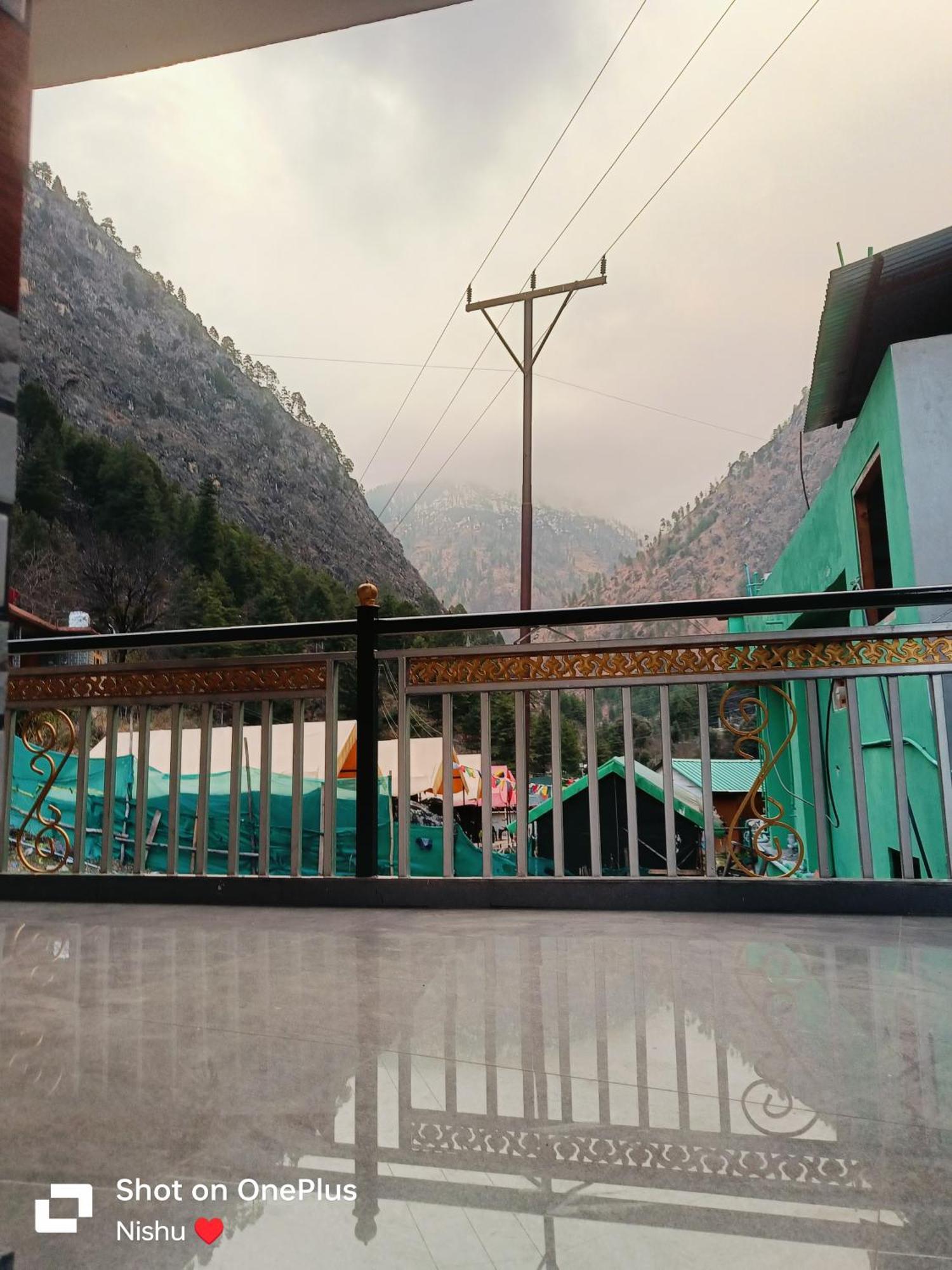 Chojh Inn Guest House Kasol Dış mekan fotoğraf