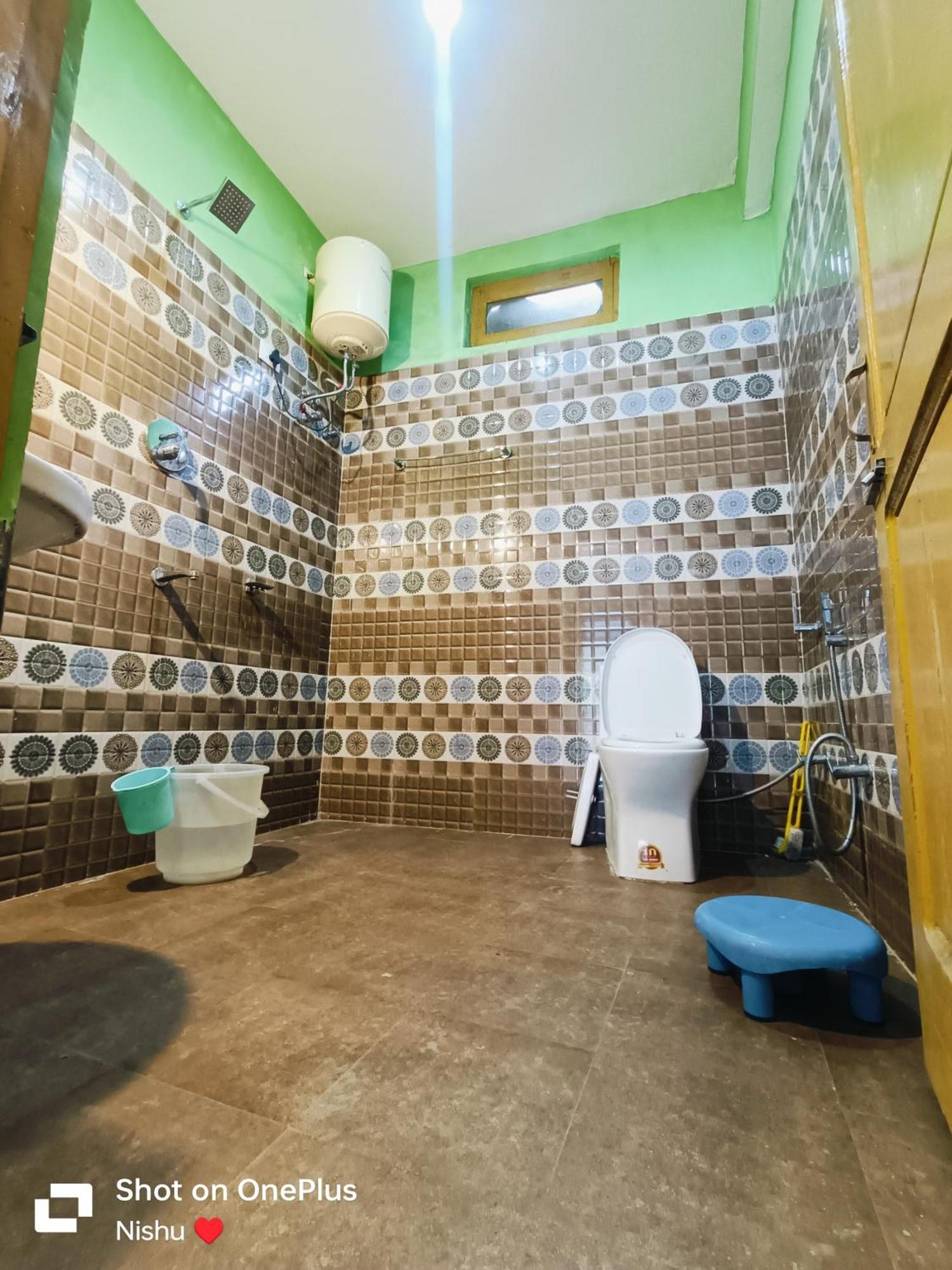 Chojh Inn Guest House Kasol Dış mekan fotoğraf